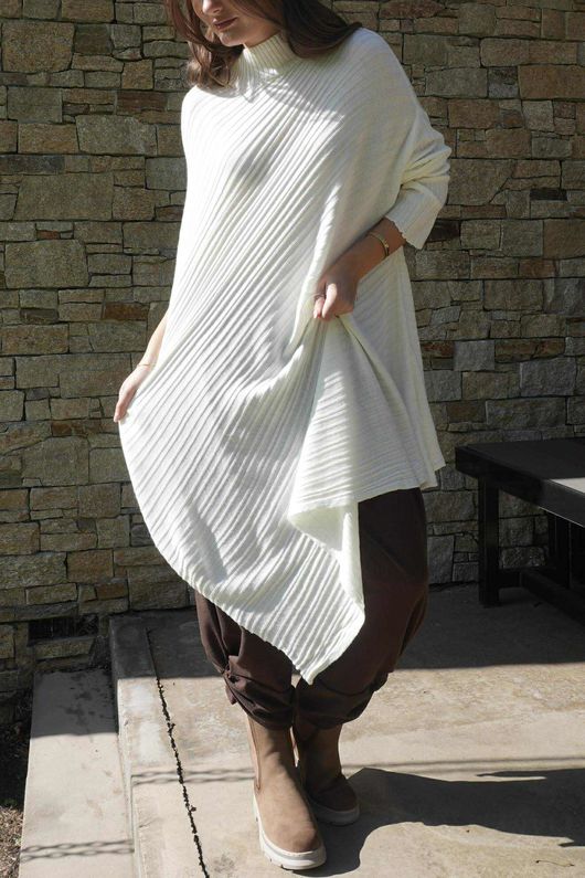 Skarsgard Asymmetric Knit Tunic Ecru /24=